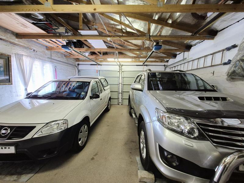 3 Bedroom Property for Sale in Kleinbaai Western Cape